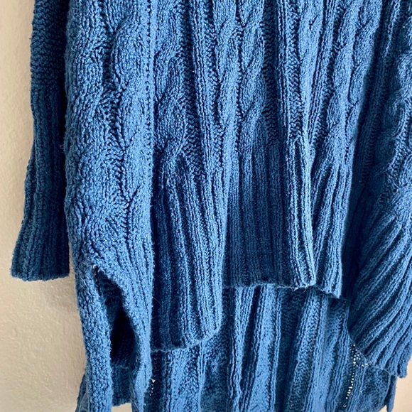 Free People Oversized Cable Knit Sweater Blue - Picture 4 of 5
